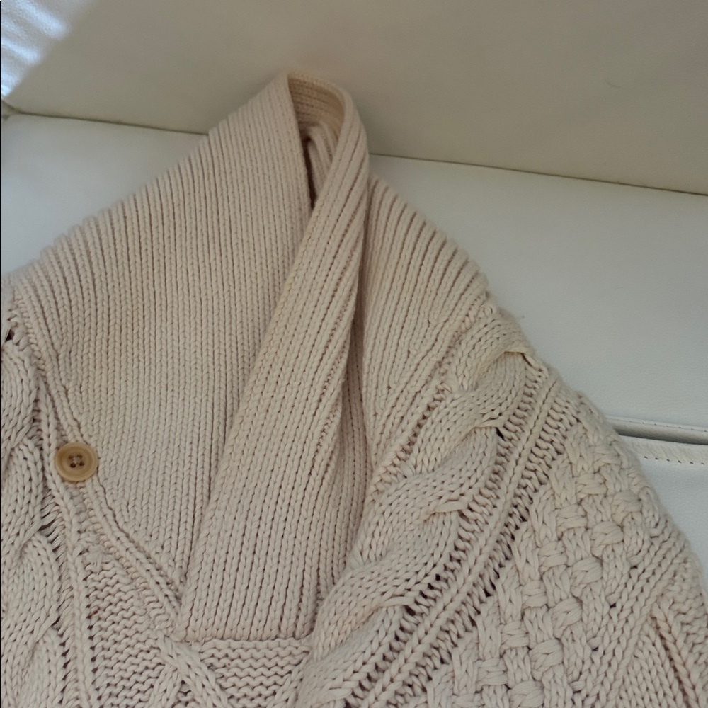Cable sweater in cream BY J Crew - Picture 6 of 8